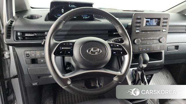 Hyundai Staria 2024 Серебристо-серый из Кореи, фото 3