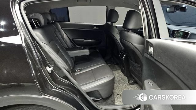 Kia Sportage The Bold 2021 Черный из Кореи, фото 3