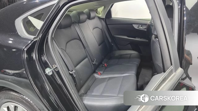 Kia The New K3 2nd generation 2022 Черный из Кореи, фото 3
