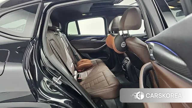 BMW X4 (G02) 2023 Черный из Кореи, фото 3