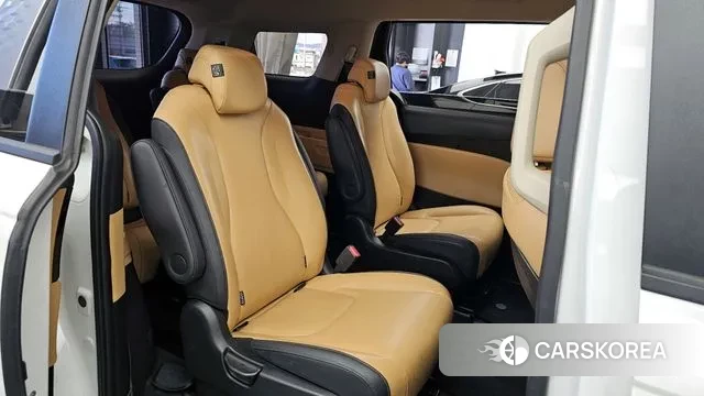 Kia Carnival 4th generation 2023 Белый из Кореи, фото 3