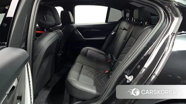 BMW 5 Series (G30) 2025 Серый из Кореи, фото 3