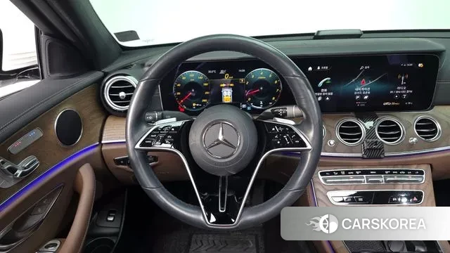 Mercedes-Benz E-Class W213 2021 Белый из Кореи, фото 3