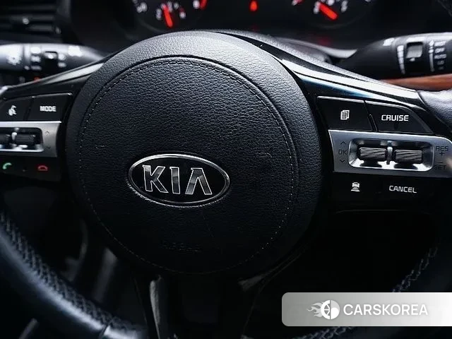 Kia K7 Premier 2020 Серый из Кореи, фото 3
