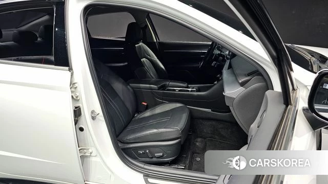 Hyundai Sonata D Edge (DN8) 2023 Белый из Кореи, фото 3