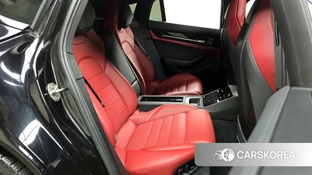 Porsche Panamera (972) 2024 Черный из Кореи, фото 3