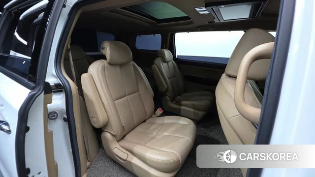 Kia The New Carnival 2019 Белый из Кореи, фото 3