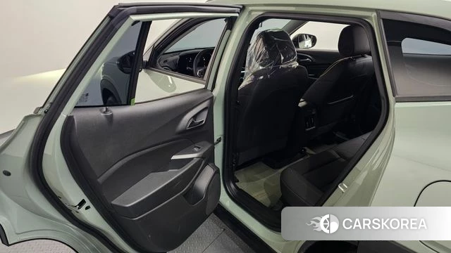 Chevrolet (GM Daewoo) Trax Crossover 2023 Светло-зеленый из Кореи, фото 3