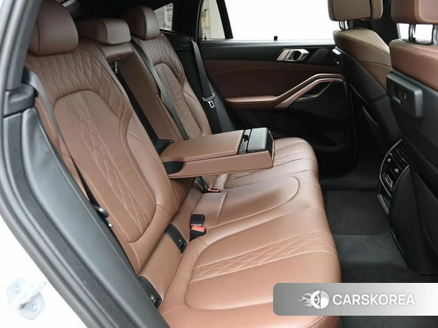 BMW X6 (G06) 2023 Белый из Кореи, фото 3