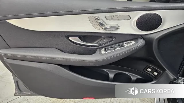 Mercedes-Benz GLC-Class X253 2020 Серебряный из Кореи, фото 3