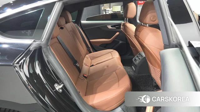 Audi A5 (F5) 2024 Черный из Кореи, фото 3