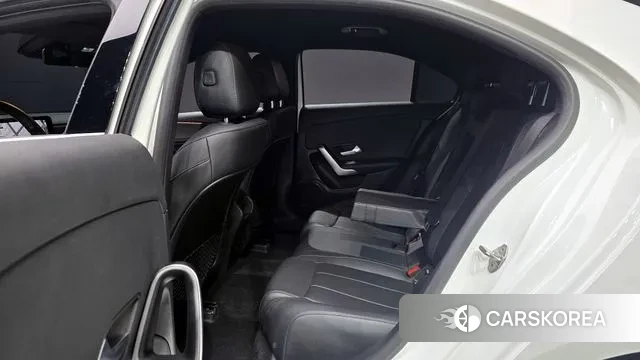 Mercedes-Benz A-Class W177 2022 Белый из Кореи, фото 3