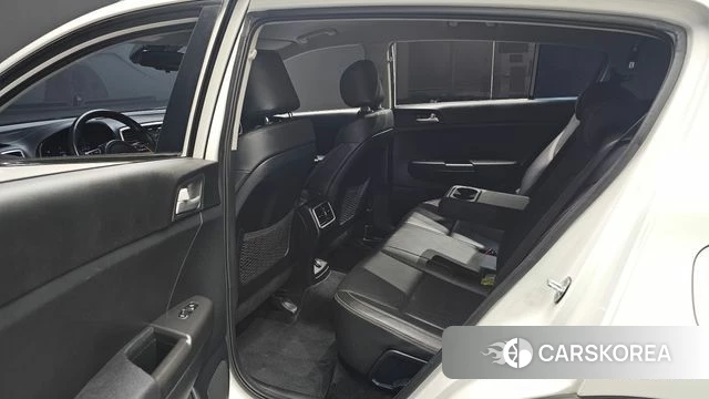 Kia Sportage The Bold 2018 Белый из Кореи, фото 3