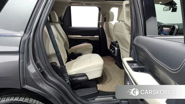 Ford Expeditation 2021 Серый из Кореи, фото 3