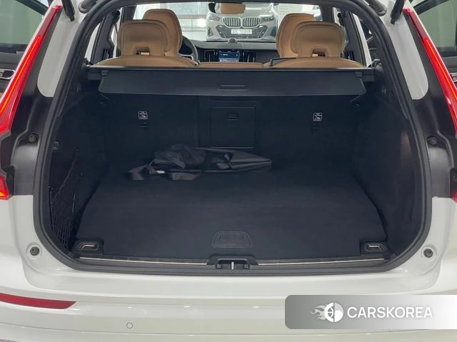 Volvo XC60 second Generation 2025 Белый из Кореи, фото 3