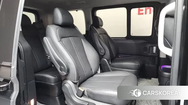 Hyundai Staria 2024 Черный из Кореи, фото 3