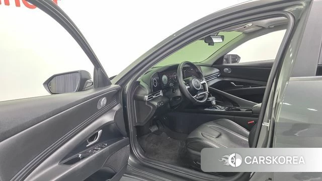 Hyundai Avante Hybrid (CN7) 2021 Серый из Кореи, фото 3