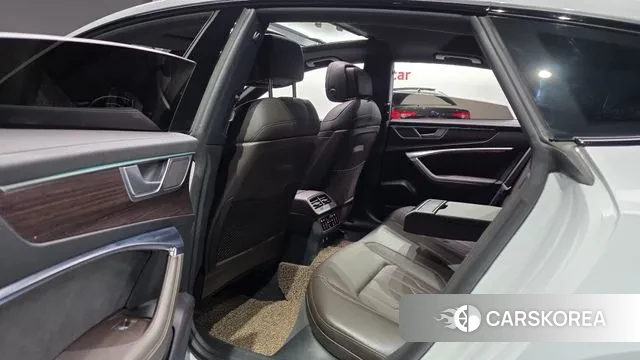 Audi A7 (4K) 2022 Белый из Кореи, фото 3