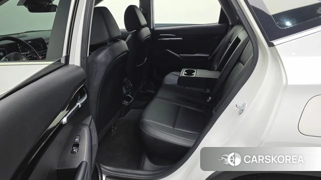 Kia The New Seltos 2023 Белый из Кореи, фото 3
