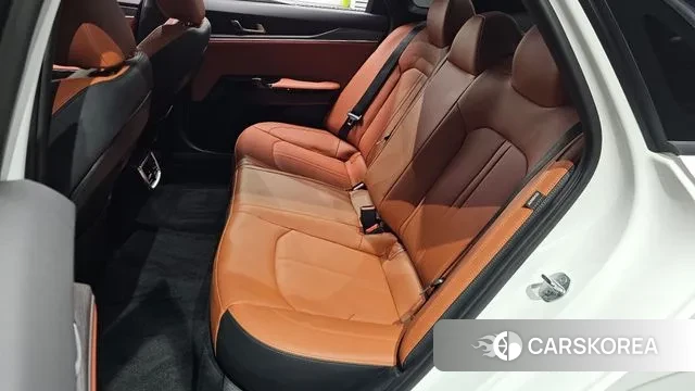 Kia The New K5 3rd generation 2023 Белый из Кореи, фото 3