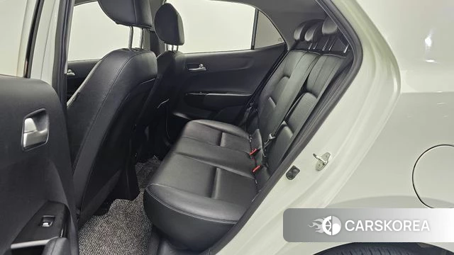 Kia Morning Urban (JA) 2023 Белый из Кореи, фото 3