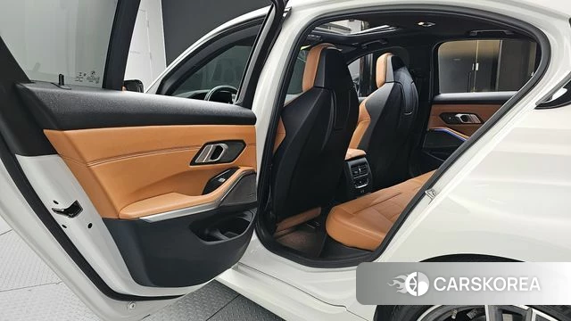 BMW 3 Series (G20) 2021 Белый из Кореи, фото 3