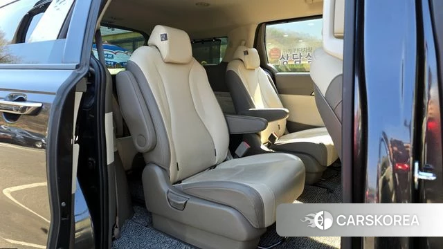 Kia Carnival 4th generation 2023 Черный из Кореи, фото 3