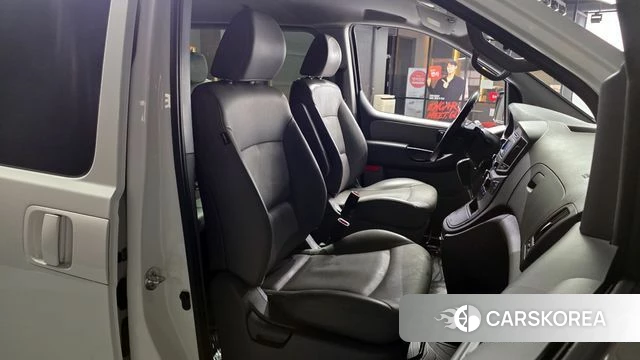 Hyundai The New Grand Starex 2020 Белый из Кореи, фото 3