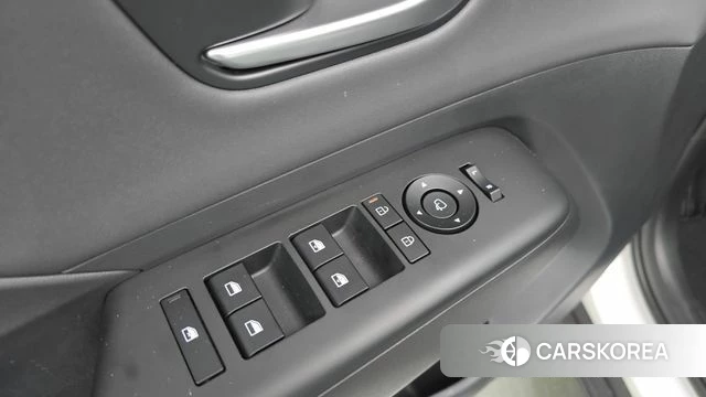 Hyundai Kona (SX2) 2024 Белый из Кореи, фото 3