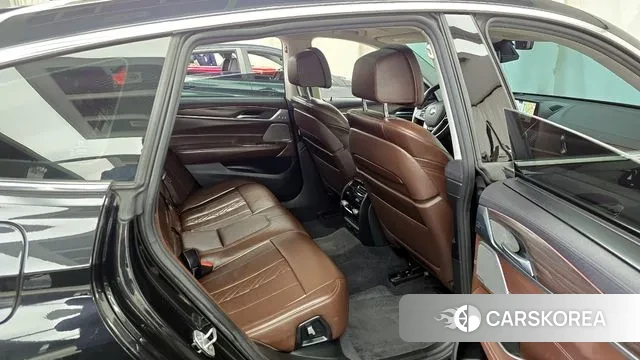 BMW 6 Series GT (G32) 2019 Черный из Кореи, фото 3