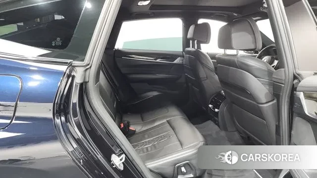 BMW 6 Series GT (G32) 2018 Черный из Кореи, фото 3