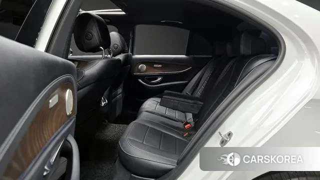 Mercedes-Benz E-Class W213 2020 Белый из Кореи, фото 3