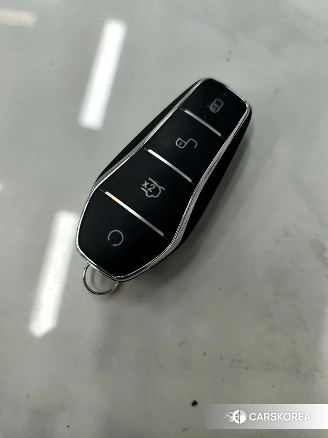 BYD Qin L DM 2025 Белый из Китая, фото 3