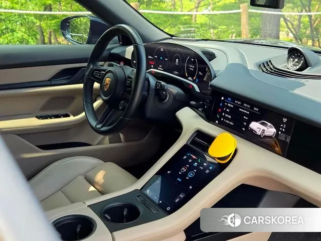 Porsche Taycan 2022 Черный из Кореи, фото 3