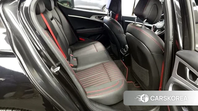 Genesis The New G70 2021 Черный из Кореи, фото 3