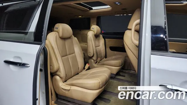 Kia The New Carnival id 2717004 из Кореи 3