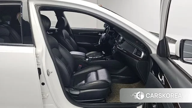 Kia Come New K7 2018 Белый из Кореи, фото 3