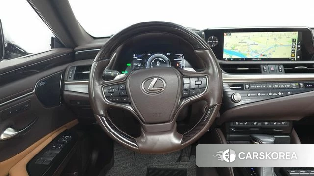 Lexus ES300h 7th generation 2021 Песочный из Кореи, фото 3