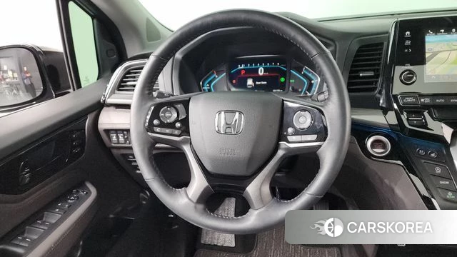 Honda Odyssey 2023 Серый из Кореи, фото 3