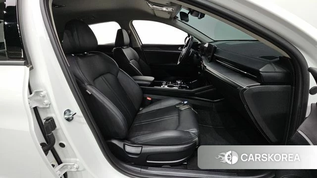 Kia The New K5 3rd generation 2024 Белый из Кореи, фото 3