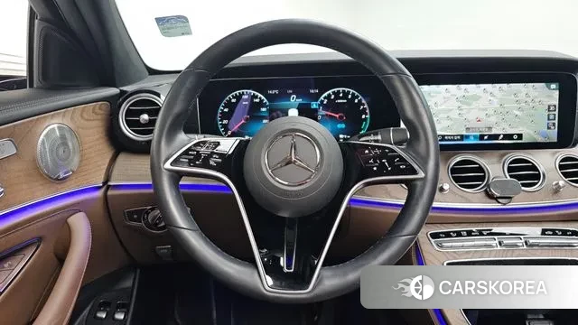 Mercedes-Benz E-Class W213 2022 Белый из Кореи, фото 3