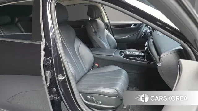 Genesis G80 (RG3) 2022 Черный из Кореи, фото 3