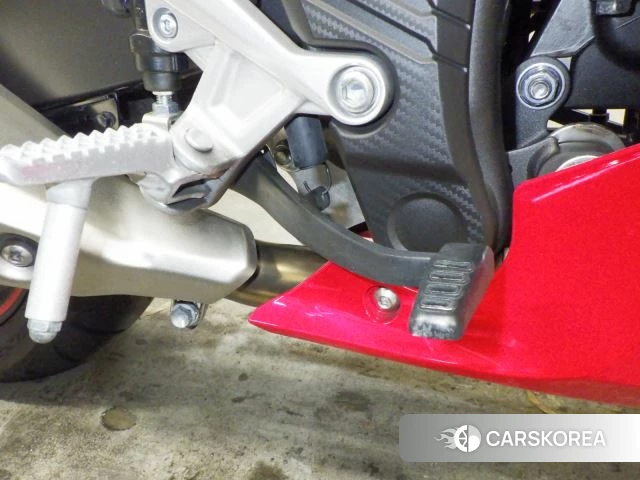 Проданный Honda CBR400R id 4184294 из Японии, фото 3