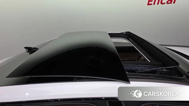 Hyundai Grandeur Hybrid (GN7) 2024 Белый из Кореи, фото 3