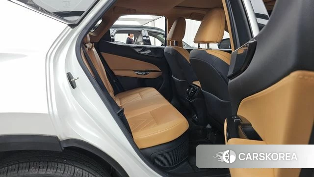 Lexus NX350h Second generation 2023 Белый из Кореи, фото 3