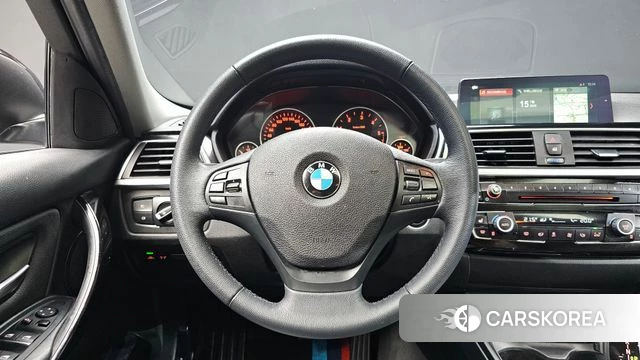 BMW 3 Series (F30) 2018 Черный из Кореи, фото 3