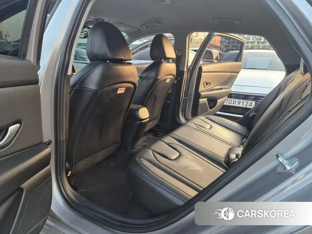 Hyundai Avante Hybrid (CN7) 2022 Серый из Кореи, фото 3