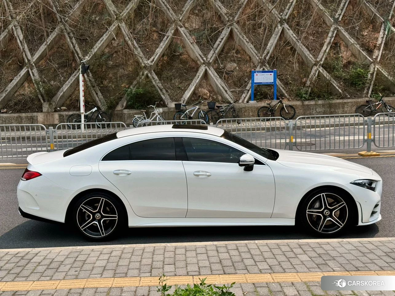 Mercedes-Benz CLS 2021 Белый из Китая, фото 3