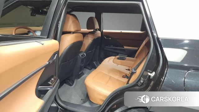 Ssangyong Torres 2022 Черный из Кореи, фото 3