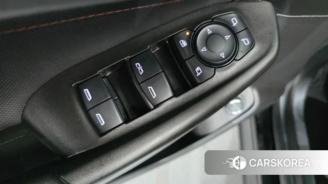 Chevrolet (GM Daewoo) Trailblazer 2021 Черный из Кореи, фото 3
